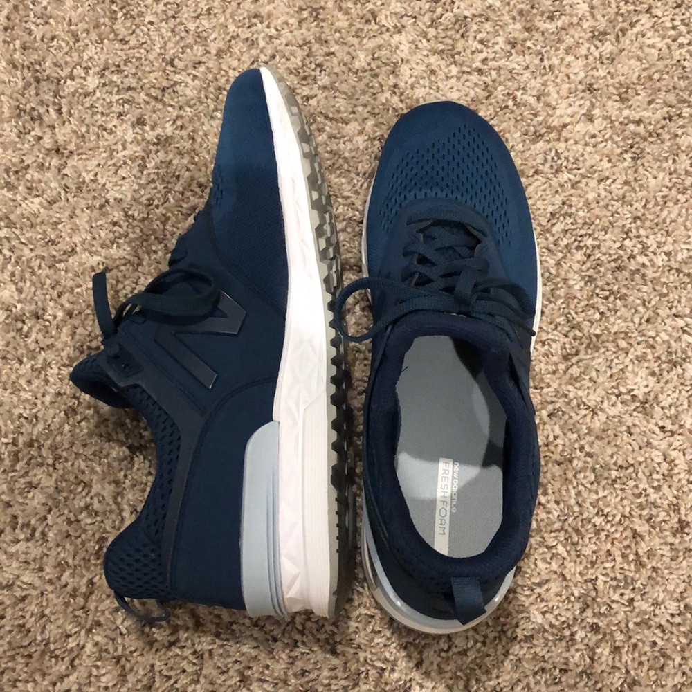 LIKE NEW New Balance Fresh Foams 574